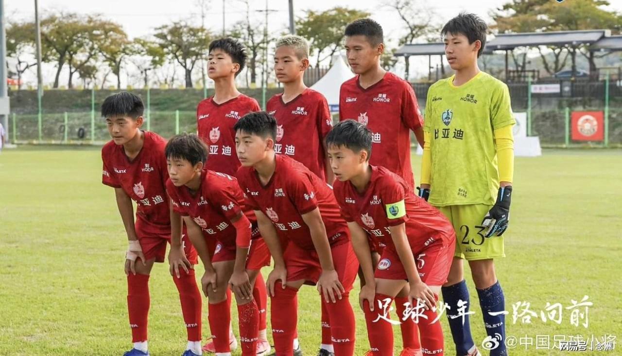 董路:韩国足球到头了!只能靠身体+裁判 天赋不如中国足球小将